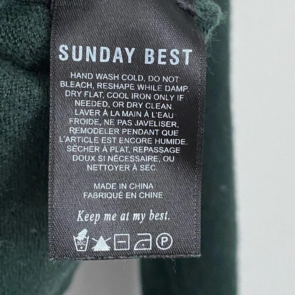 Aritzia Sunday Best Buffy V Neck Button Cardigan Merino Wool - Forrest Green - S - Picture 6 of 8